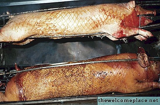 Garzeiten für das Räuchern von Fleisch in einem elektrischen Raucher