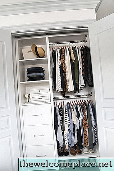 Die Designerin Kate Rumson weiß genau, was Sie für einen organisierten Kleiderschrank benötigen