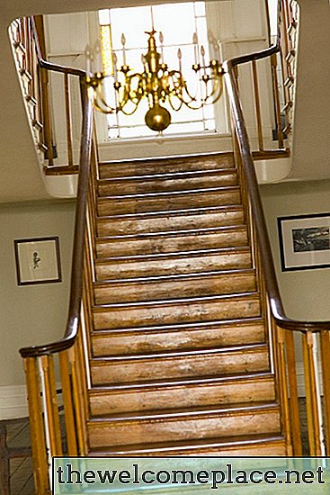 Différence entre les escaliers et les escaliers