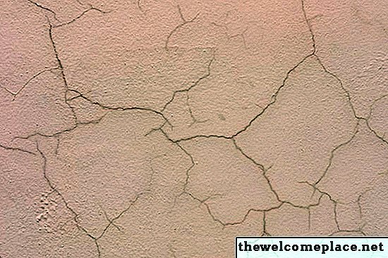 Die Nachteile des Gießens von Beton über vorhandene Betonplatten