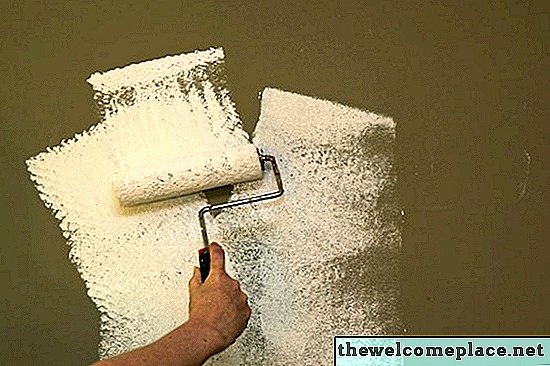 Имам ли нужда от грундиране на стени преди боядисване?