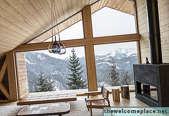 Et familiens hjem i de franske alpene skjørt tradisjonalisme for et moderne utseende