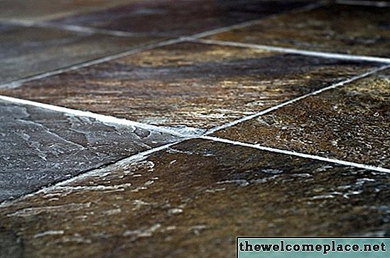 Домашно почистване на подове за каменни подове