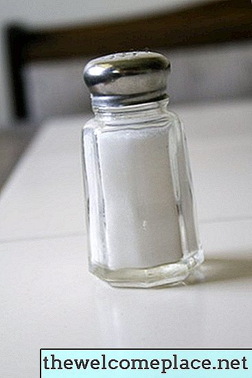 Kuidas lisada soola aurustile