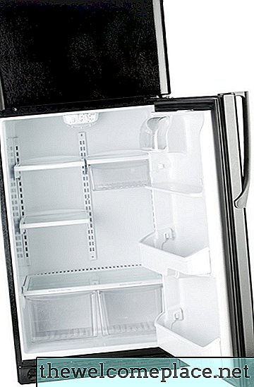כיצד לעקוף את התרמוסטט למקרר שאינו מתקרר