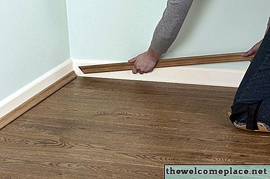 Como calcular pés quadrados totais e solicitar piso laminado