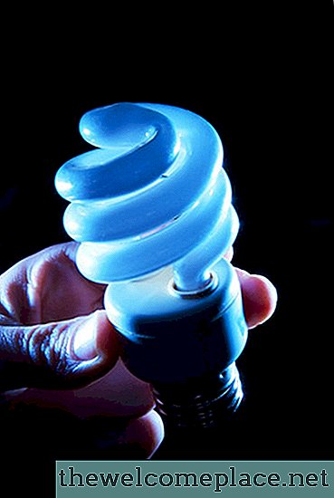 كيفية تغيير خارج CFL المكونات في المصابيح الكهربائية
