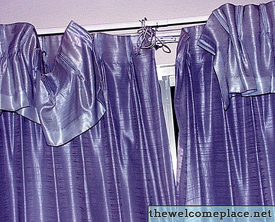Como escolher a haste, a cor e o tipo corretos para cortinas