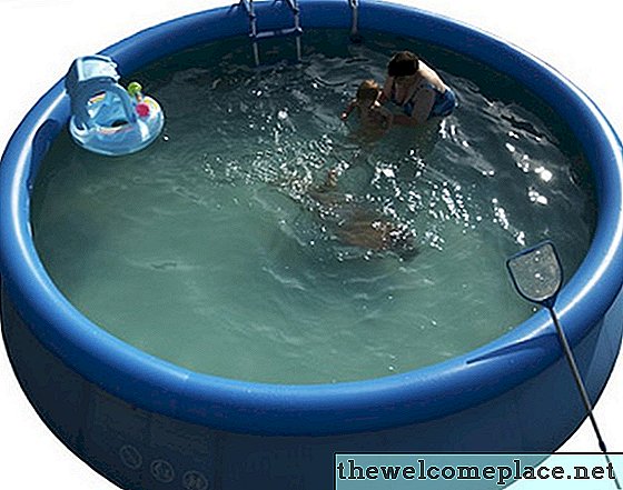 Bir Intex Havuzu Nasıl Temizlenir