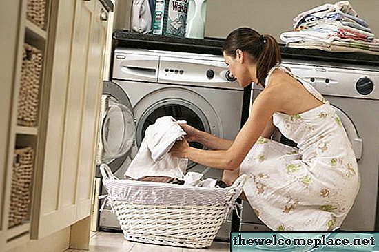 Comment nettoyer le filtre de vidange sur une machine à laver à haute efficacité