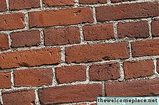 Comment nettoyer les murs de briques intérieurs exposés