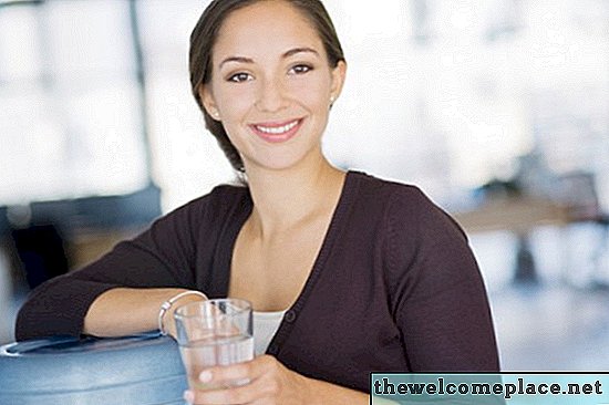 Comment nettoyer un refroidisseur d'eau de cinq gallons