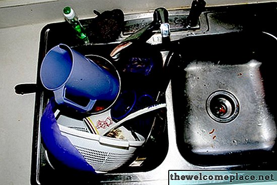 Как чистить кастрюли и сковородки отбеливателем