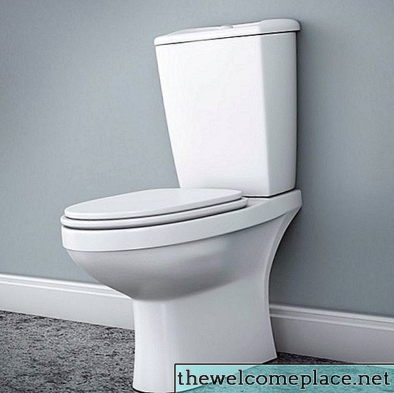 Cara Membersihkan Noda di Kursi Toilet Plastik