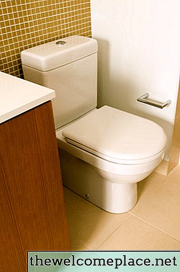 Comment vider complètement un réservoir de toilette