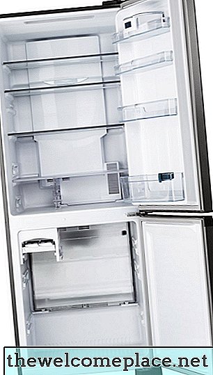 Bagaimana Mencari Kaki Kubik dalam Chest Freezer
