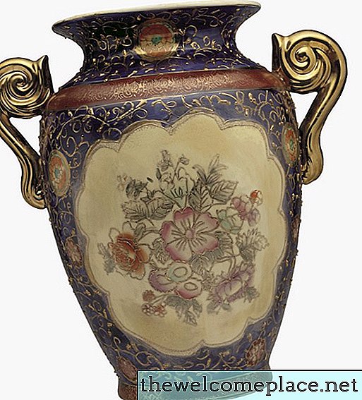 Jak najít hodnotu starožitné vázy