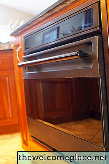 כיצד לתקן דלת לתנור שלא תיסגר כראוי