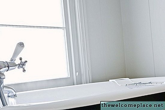 كيفية إصلاح صنبور حوض الاستحمام لا يجلس دافق مع الألياف الزجاجية