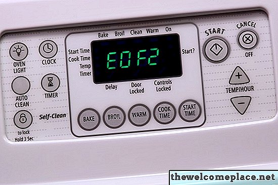 Cómo arreglar el código EO F2 en una estufa Kenmore
