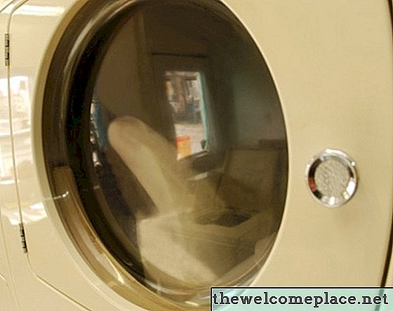 Hur man får fett och olja ur en tvättmaskin