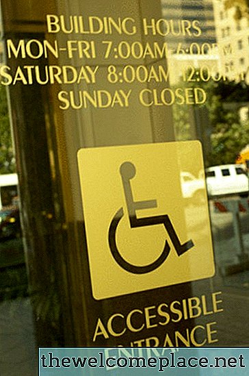Cómo obtener ayuda para hacer accesible una discapacidad para el hogar