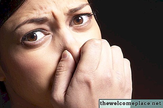 Πώς να απαλλαγείτε από τη μυρωδιά της ακετόνης