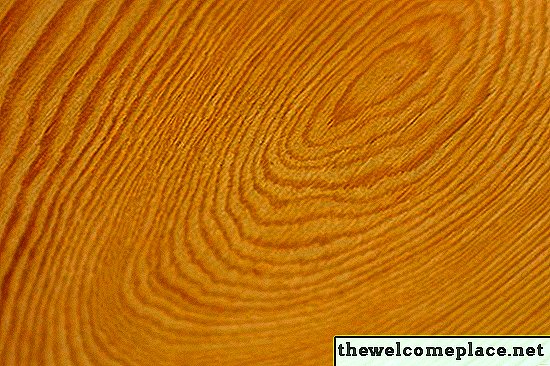 Kako do visokega sijaja vezanega lesa
