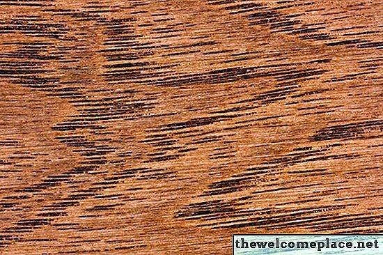 Como identificar a madeira de nogueira