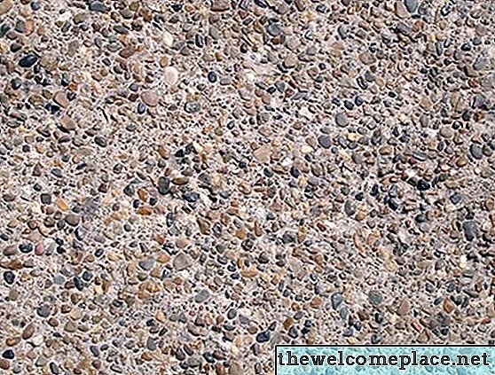 エポキシ小石床の設置方法