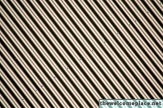 Come installare coperture metalliche ondulate su soffitti
