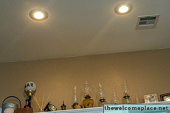 Cómo instalar molduras de iluminación empotradas