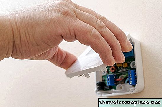 Cómo instalar cables de termostato