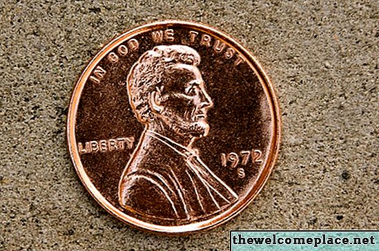 Como manter moscas fora de sua casa com moedas de um centavo
