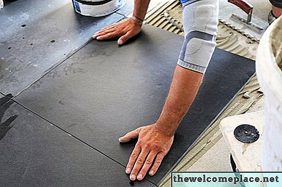 Jak položit žulové podlahové dlaždice