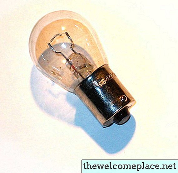 Kā izveidot 12 voltu testa lampiņu