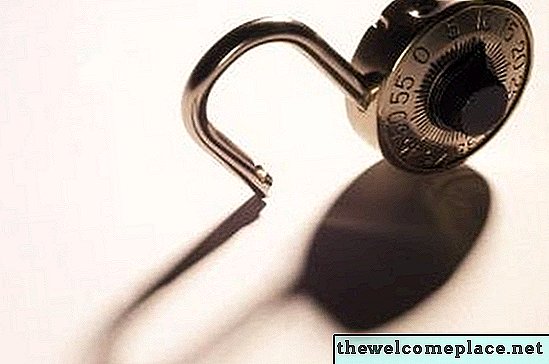 วิธีการเปิด Master Combination Lock