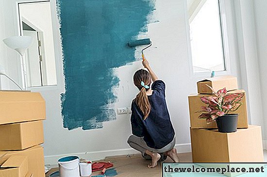 Làm thế nào để sơn qua sơn DRYLOK