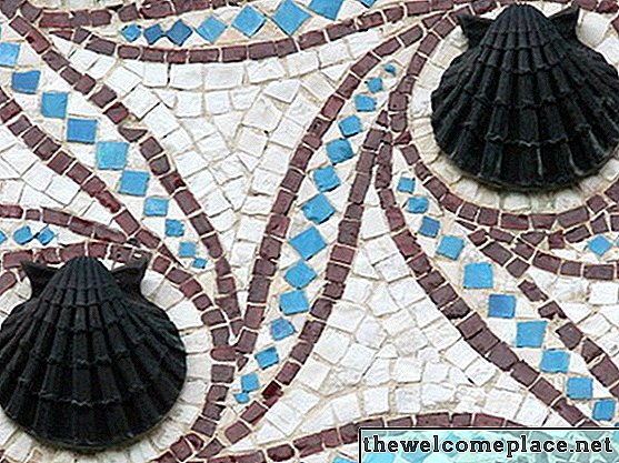 Como polir um piso de mosaico