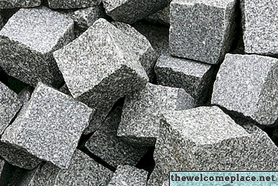 Comment polir le granit brut