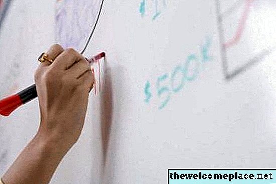 كيفية إزالة علامة دائمة من مجفف