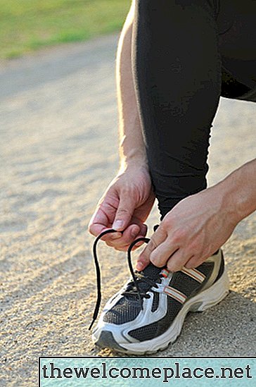 Cómo quitar el roble venenoso de los zapatos