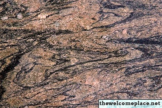 Cara Menghilangkan Noda Cuka dari Permukaan Marmer seperti Countertops dan Floors