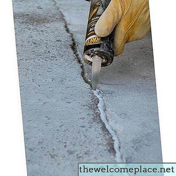 Cum să reparăm fisurile din beton