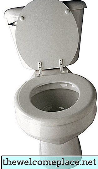 Comment remplacer un siège de toilette à fermeture lente