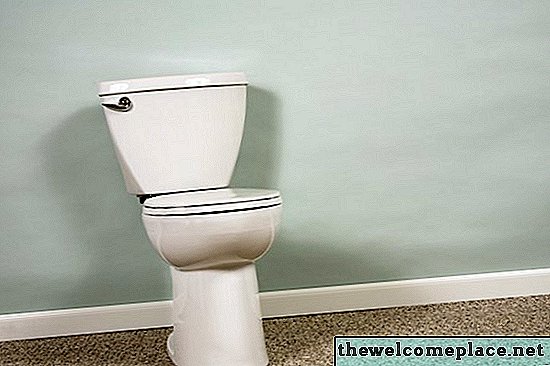 Hoe een toiletflens te vervangen