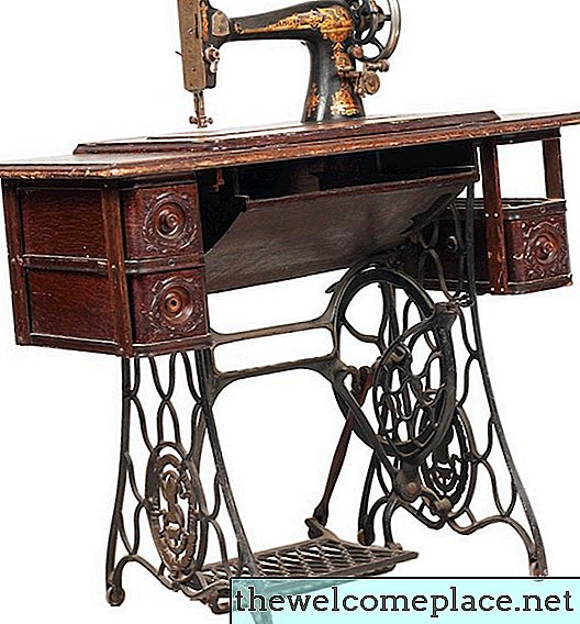 Как восстановить деревянный стол швейной машины Vintage Singer