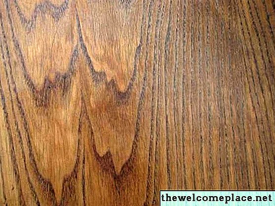 Làm thế nào để nhuộm hoặc sơn Veneer gỗ