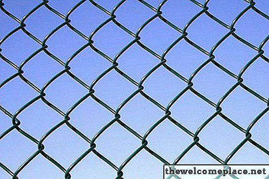 Kako raztegniti verižno ograjo