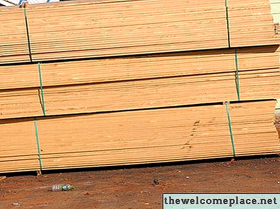 Como tratar madeira serrada de corte bruto